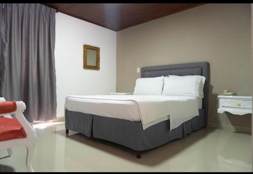 Hotel Suite Santa Rosa Santa Rosa de Cabal Ngoại thất bức ảnh